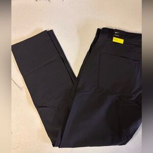 New mens size 32x32 Nike slim fit golf pants